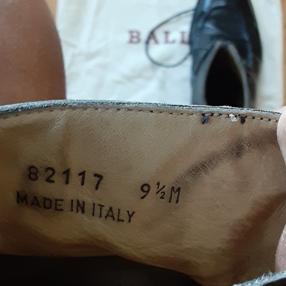 Boot - Picture 7 of 8